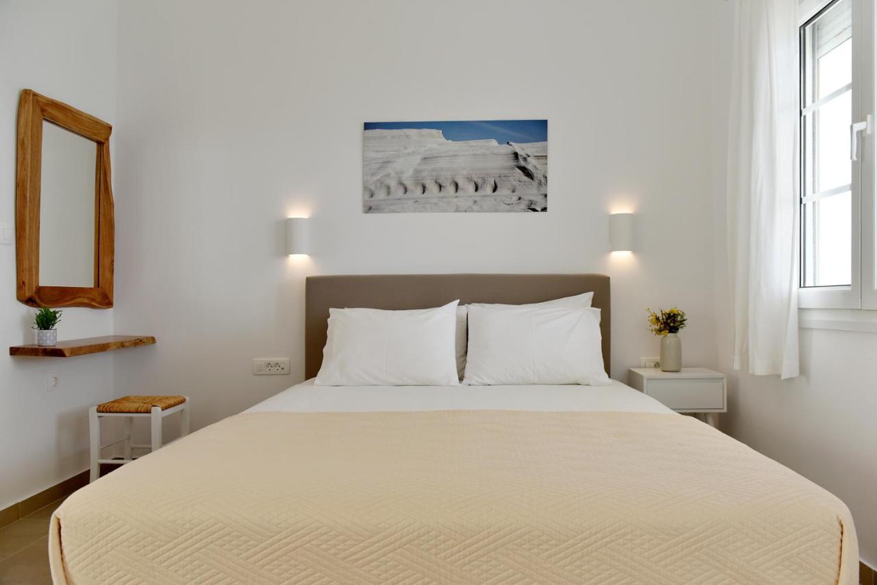 Giourgas Studios & Apartments Provatas Dış mekan fotoğraf