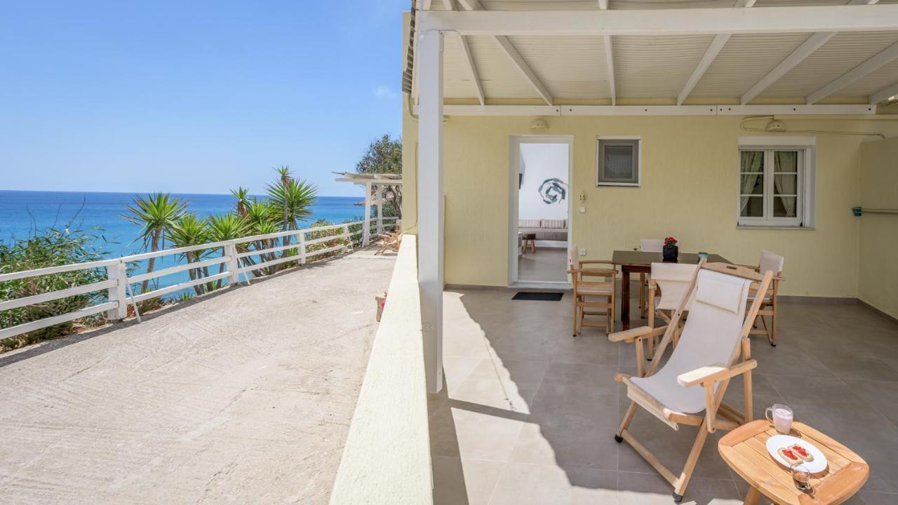 Giourgas Studios & Apartments Provatas Dış mekan fotoğraf
