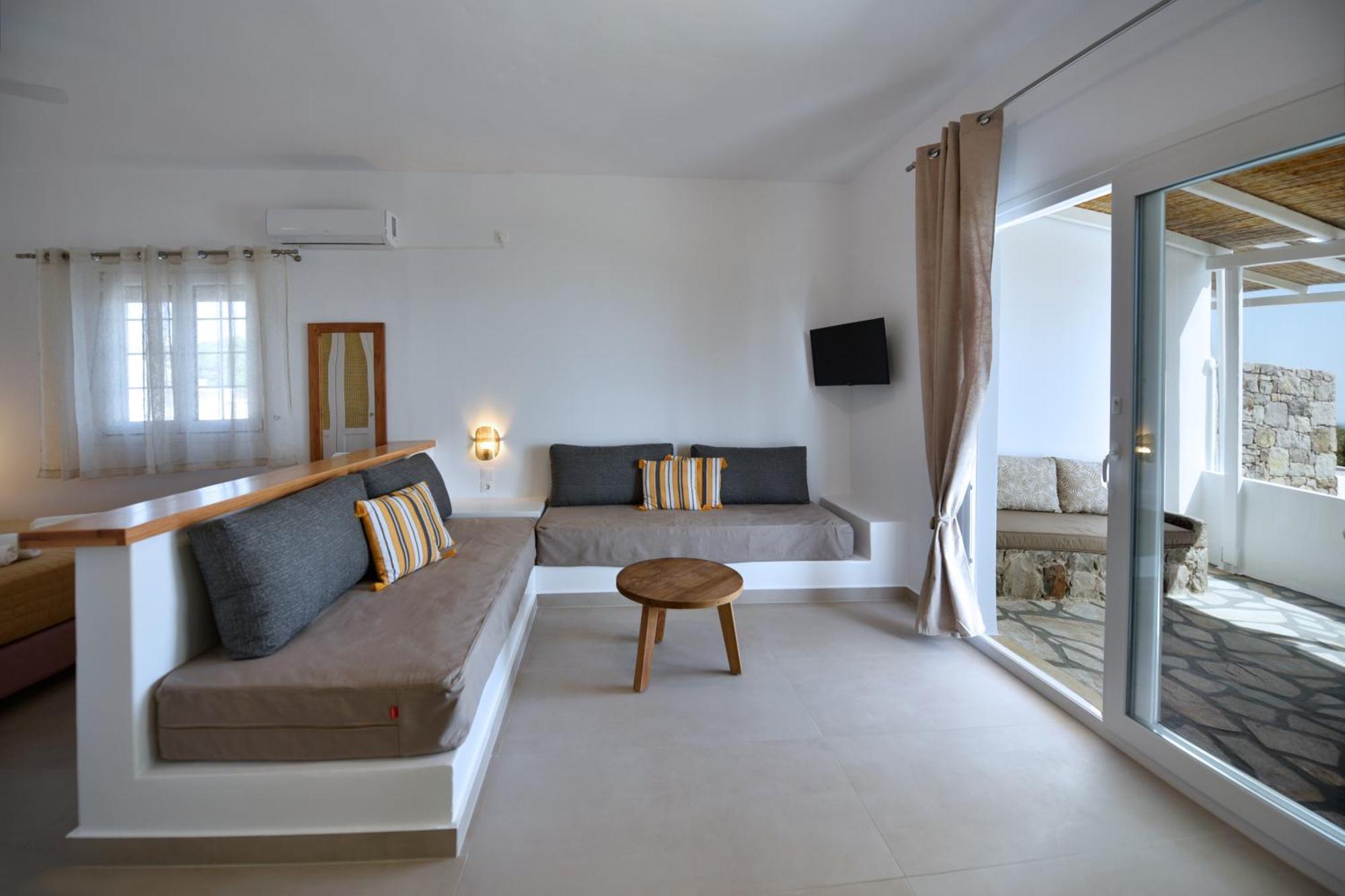 Giourgas Studios & Apartments Provatas Dış mekan fotoğraf