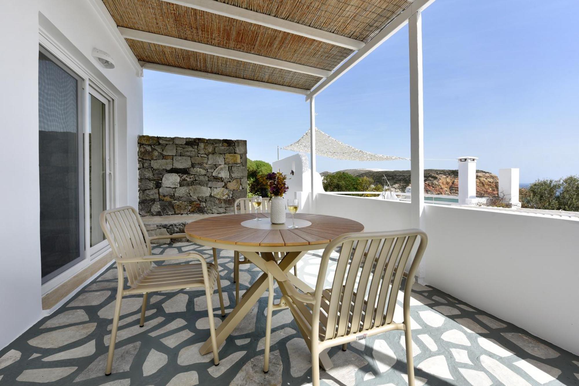 Giourgas Studios & Apartments Provatas Dış mekan fotoğraf