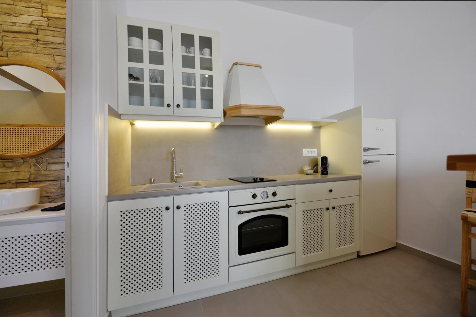 Giourgas Studios & Apartments Provatas Dış mekan fotoğraf