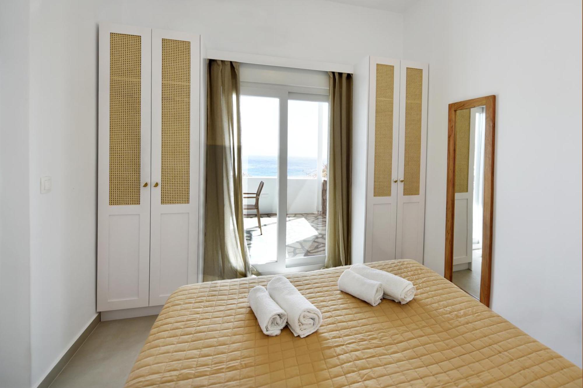Giourgas Studios & Apartments Provatas Dış mekan fotoğraf